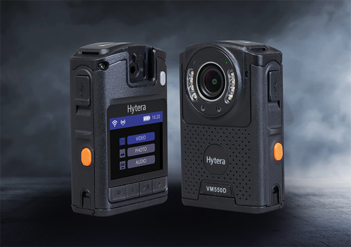 Front and back image of a Hytera VM550D BodyCam