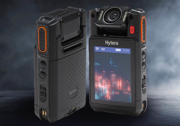 Front and back image of a Hytera VM785 BodyCam