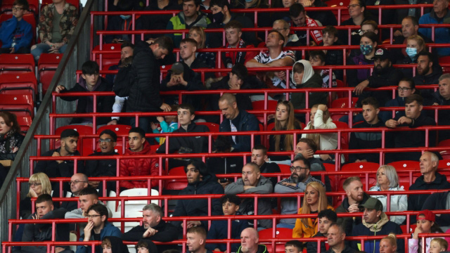 Safe standing seats at Manchester United