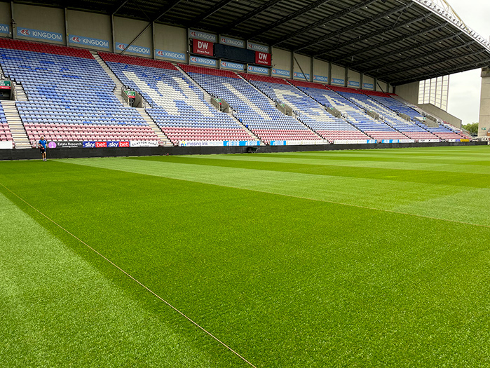 R140 seed mixture is used on the SIS hybrid playing surface of Wigan’s AFS DW Stadium