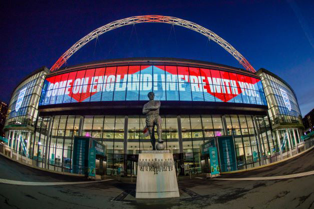 Wembley Arch Lit up for World Cup 2022