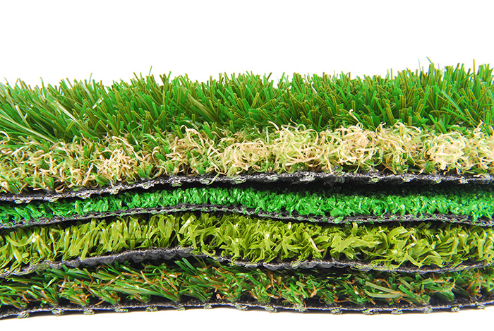 Layers of synthetic turf options