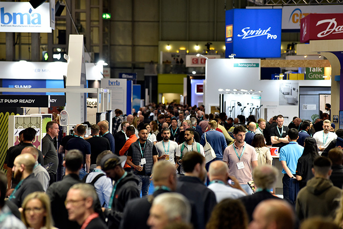 A crowded floor full of visitors at InstallerSHOW