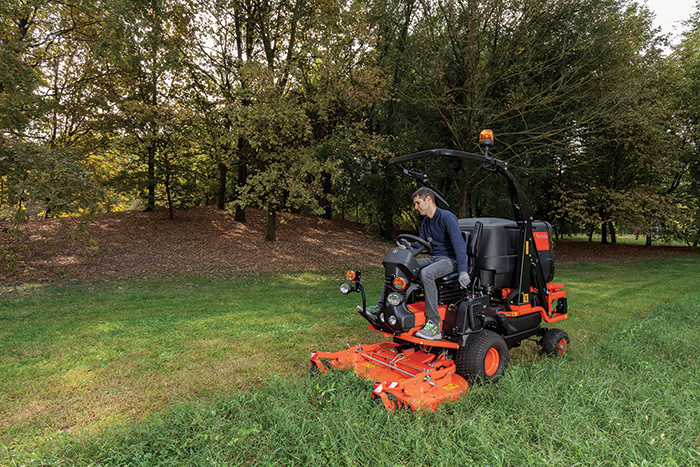 The FC3‑221E by Kubota being used to mow grass in a park