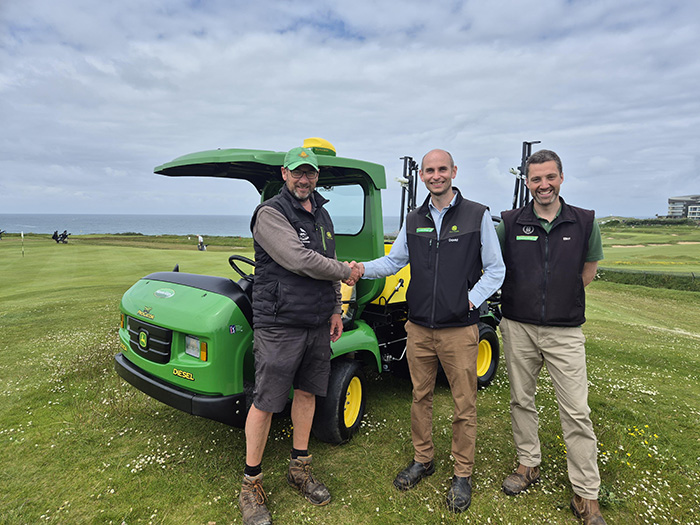 Left to right: Dan Kendle with Masons Kings Turf Area Consultant David Barnes and Turf Business Manager Elliot Prior