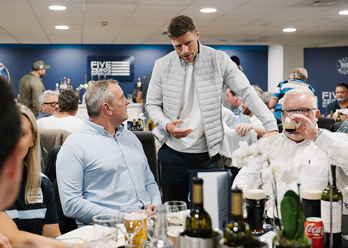 People dining at Bath Rugby's The 10s' Lounge